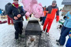 b14e3649-2079-4b15-95c5-052874312d82