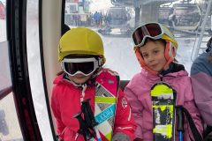 001b03a3-f1f7-4d5c-abef-a3581de7e815